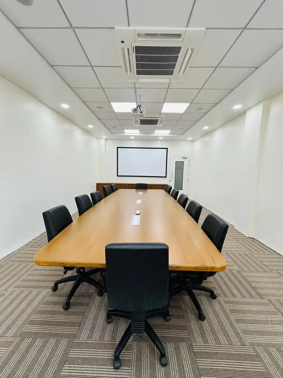 US Polo Store Inorbit Mall